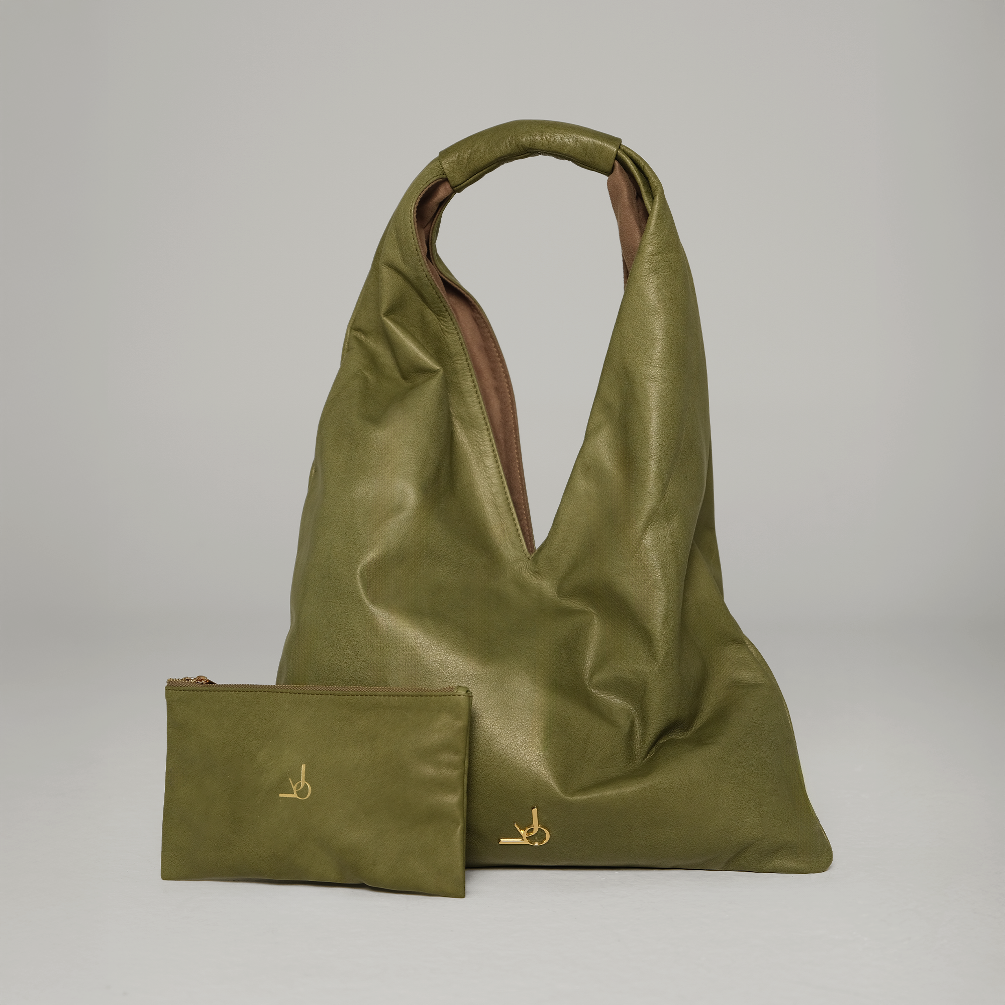 Classic V in Olive Green